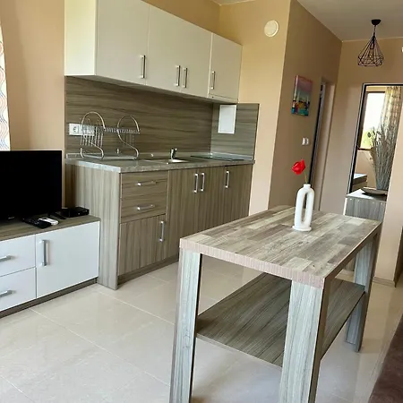 Кастро Апарт Apartament